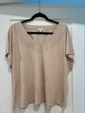 NWOT - Laura Plus Champagne Shimmer V-Neck Knit Rhinestone Crystal Top 2X